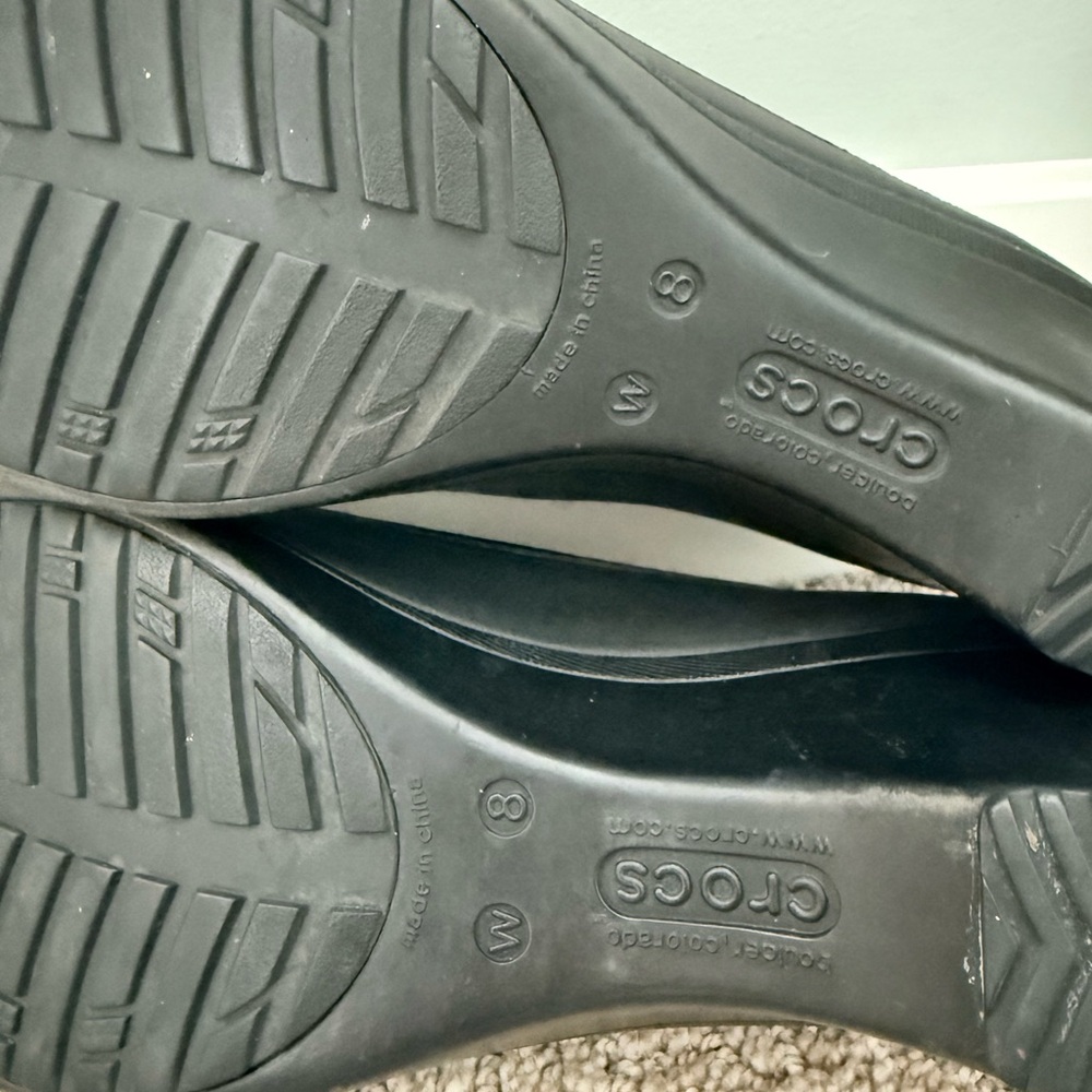 Crocs Black Wedge Pumps Size 8 Women Comfort Work Office Shoes Slip On - Picture 6 of 6